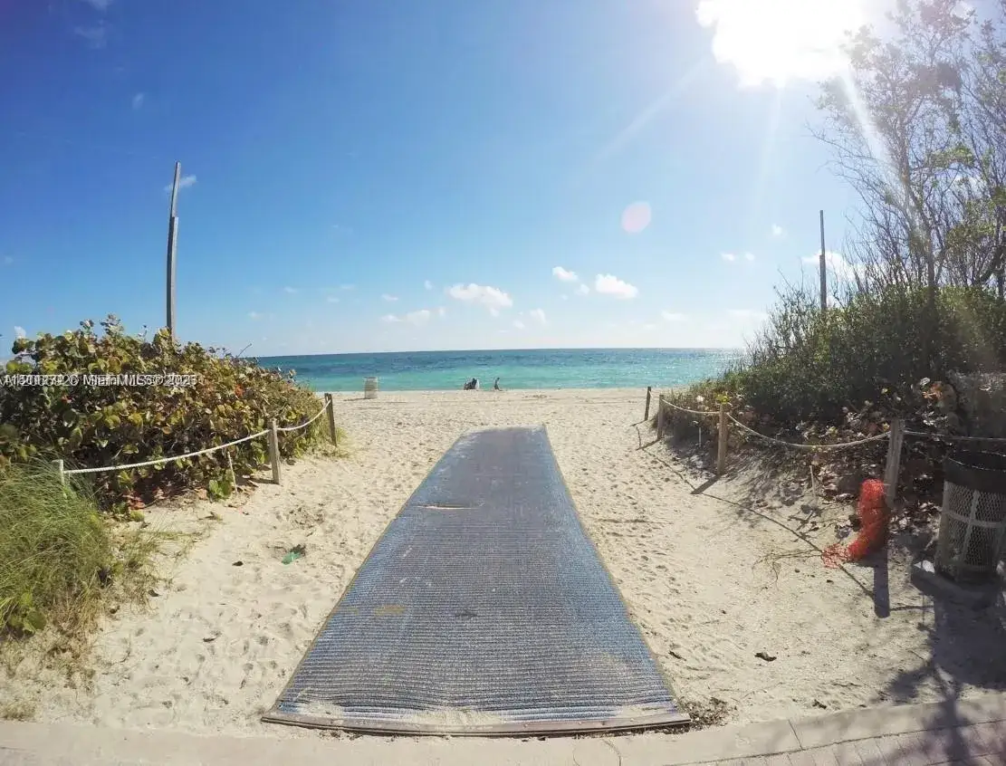 1 bedroom 1 bath Residential Lease for rent at 540 74th St # 15, Miami Beach FL 33141