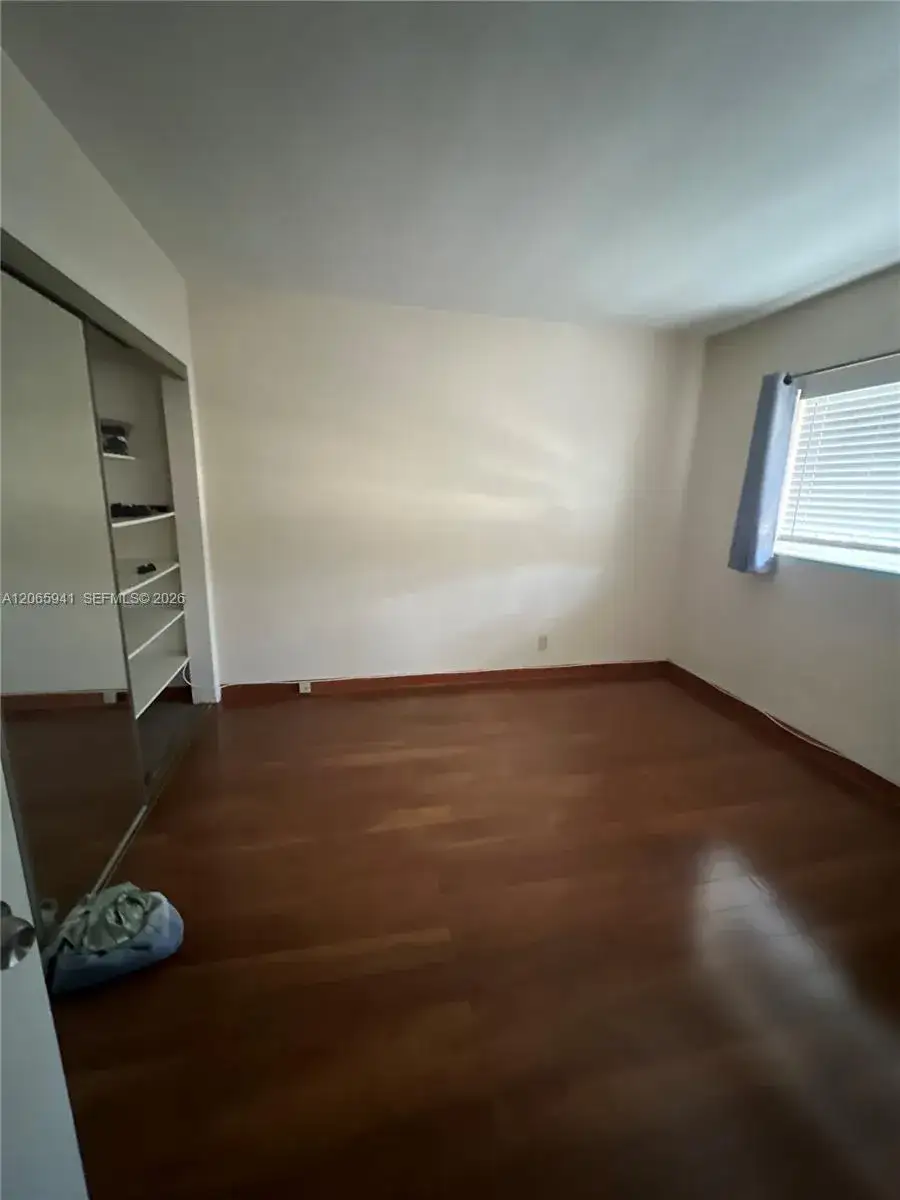 1 bedroom 1 bath Residential Lease for rent at 1535 SE 15th St # 209, Fort Lauderdale FL 33316