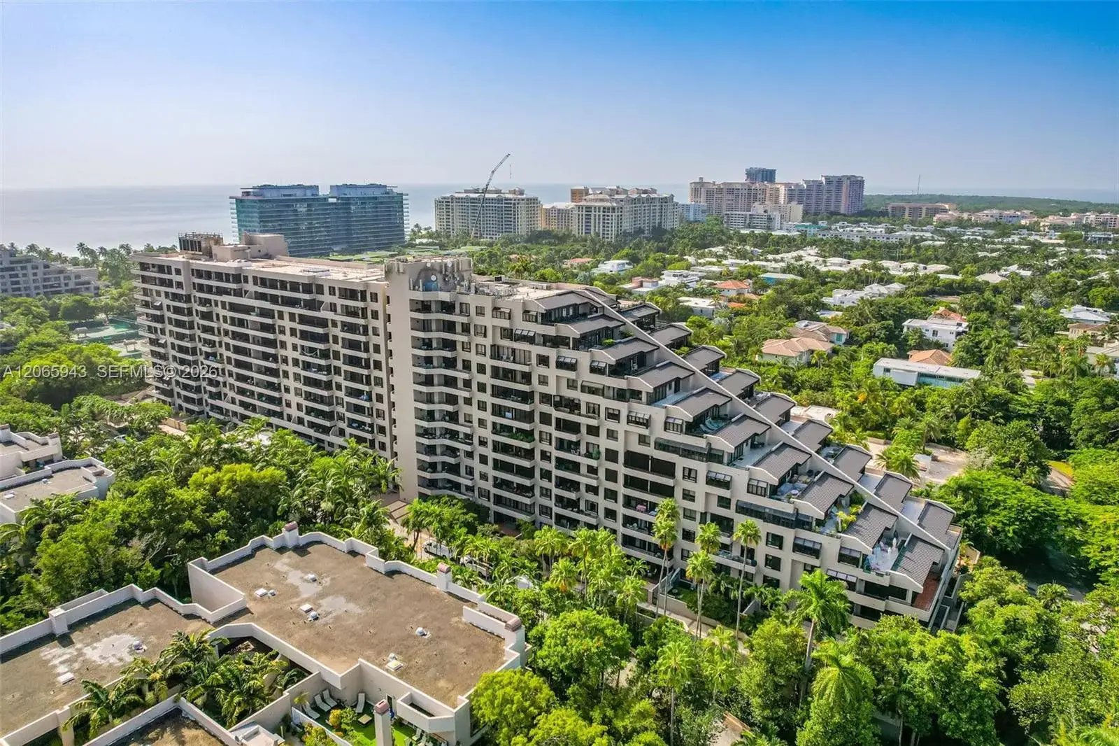 2 bedroom 2 bath Residential Lease for rent at 151 Crandon Blvd # 138, Key Biscayne FL 33149