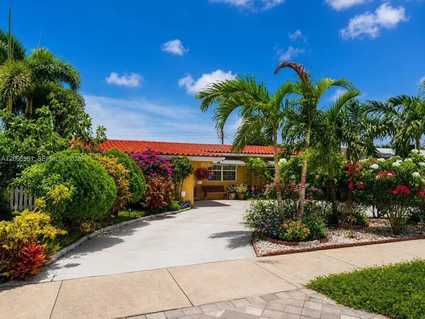 3 bedroom 2 bath Residential for sale at 201 NE 57th Ct, Oakland Park FL 33334
