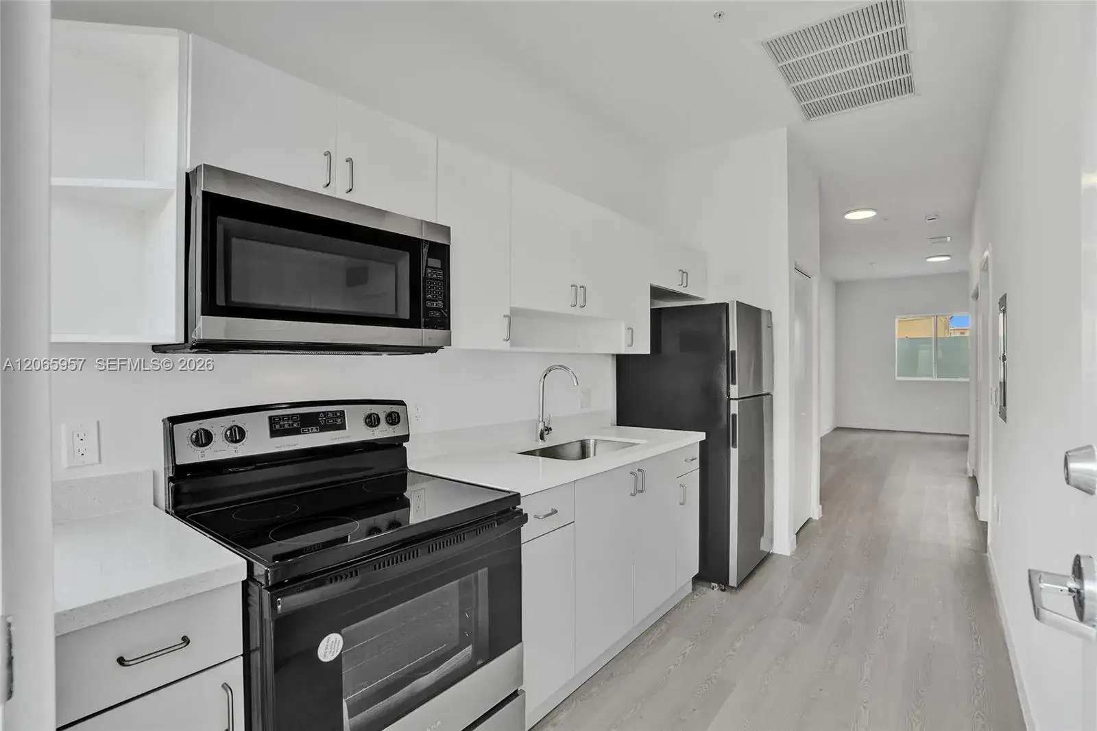 1 bedroom 1 bath Residential Lease for rent at 1567 NW 1st St # 6, Miami FL 33125
