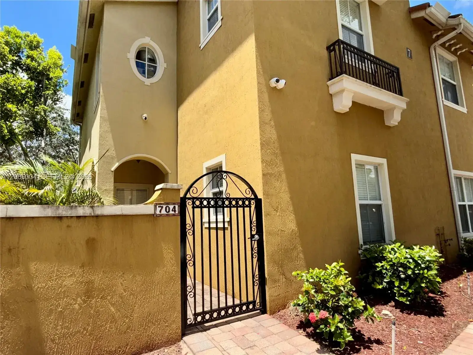 3 bedroom 3 bath Residential Lease for rent at 2851 W Prospect Rd # 704, Tamarac FL 33309