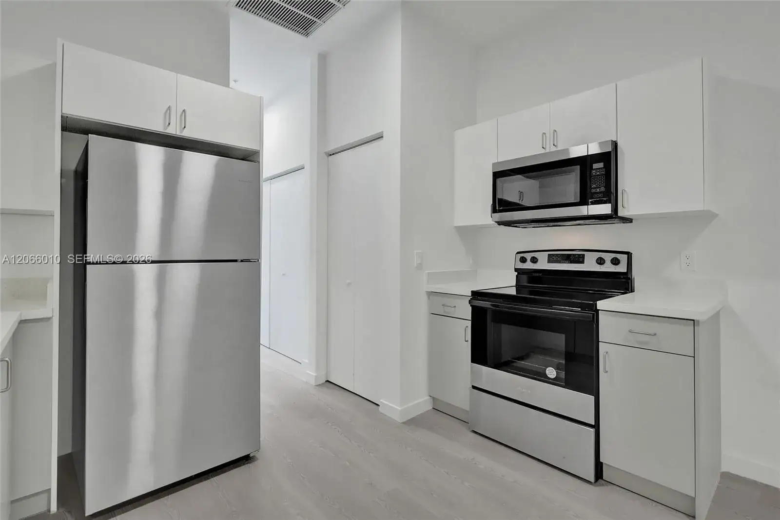 1 bedroom 1 bath Residential Lease for rent at 1567 NW 1st St # 10, Miami FL 33125