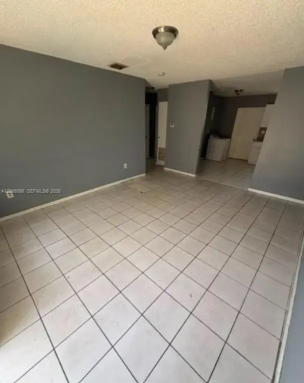 2 bedroom 1 bath Residential Lease for rent at 1693 NW 8th Ave # 0, Florida City FL 33034