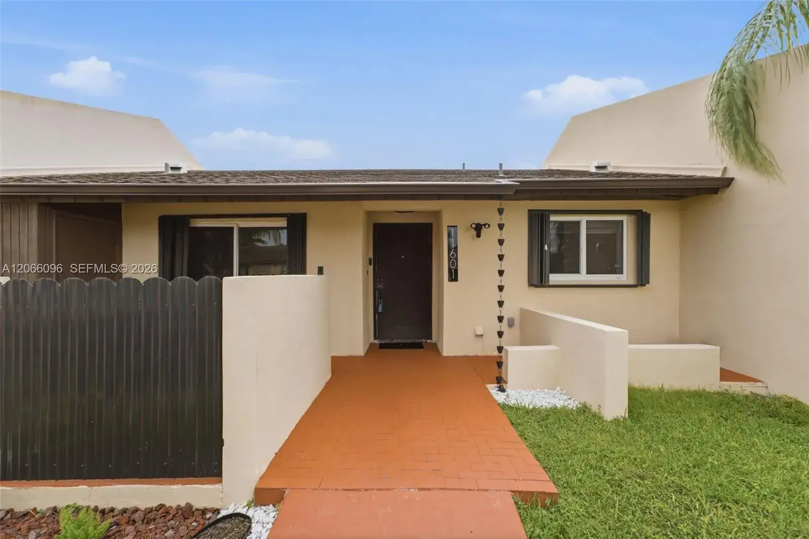 2 bedroom 2 bath Residential Lease for rent at 11601 SW 123rd Ave, Miami FL 33186