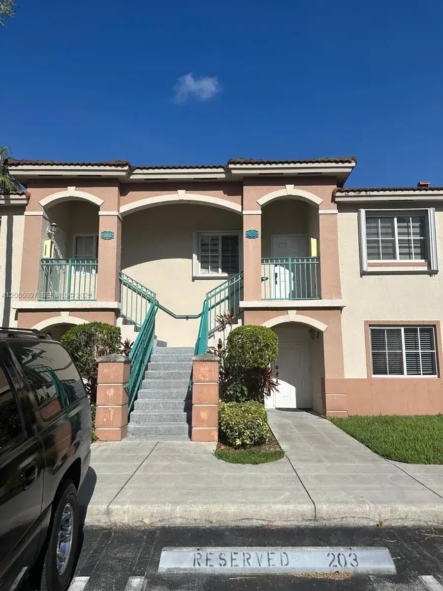 2 bedroom 2 bath Residential Lease for rent at 2920 SE 12th Rd # 30, Homestead FL 33035