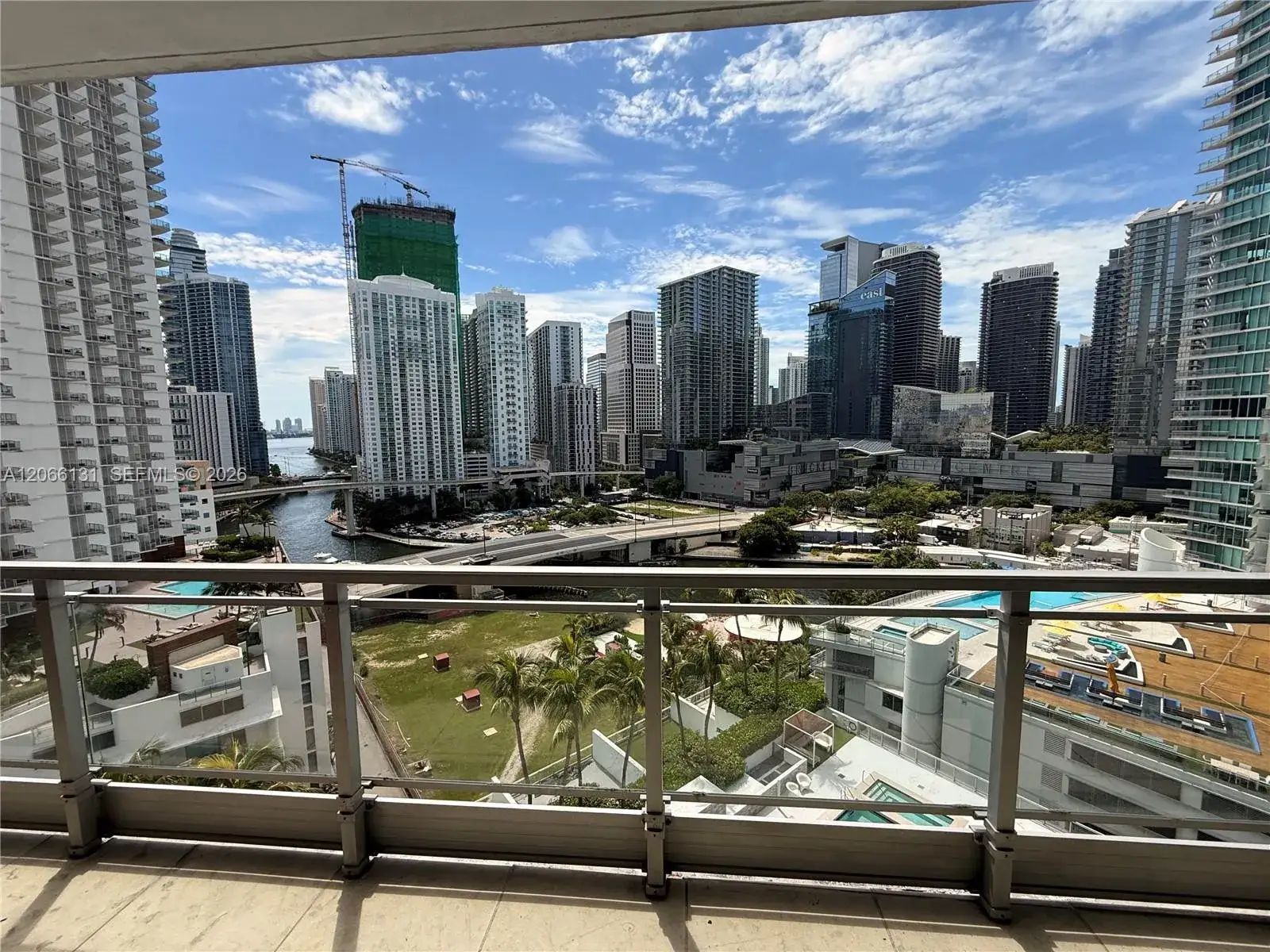 2 bedroom 2 bath Residential for sale at 90 SW 3rd St # 1801, Miami FL 33130
