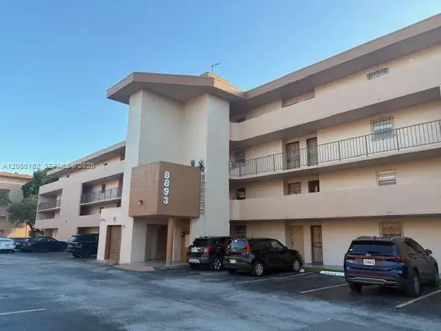2 bedroom 2 bath Residential Lease for rent at 8893 Fontainebleau Blvd # 304, Miami FL 33172