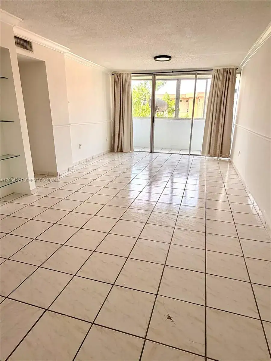 2 bedroom 2 bath Residential Lease for rent at 840 NW 87th Ave # 406, Miami FL 33172