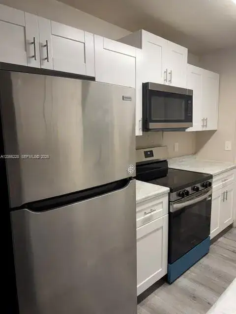 2 bedroom 1 bath Residential Lease for rent at 1417 NW 7th Ave # 2, Fort Lauderdale FL 33311