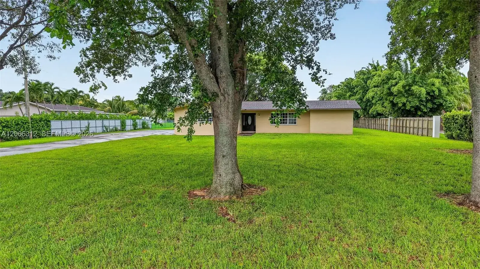 3 bedroom 2 bath Residential for sale at 4401 SW 143rd Ave, Miramar FL 33027