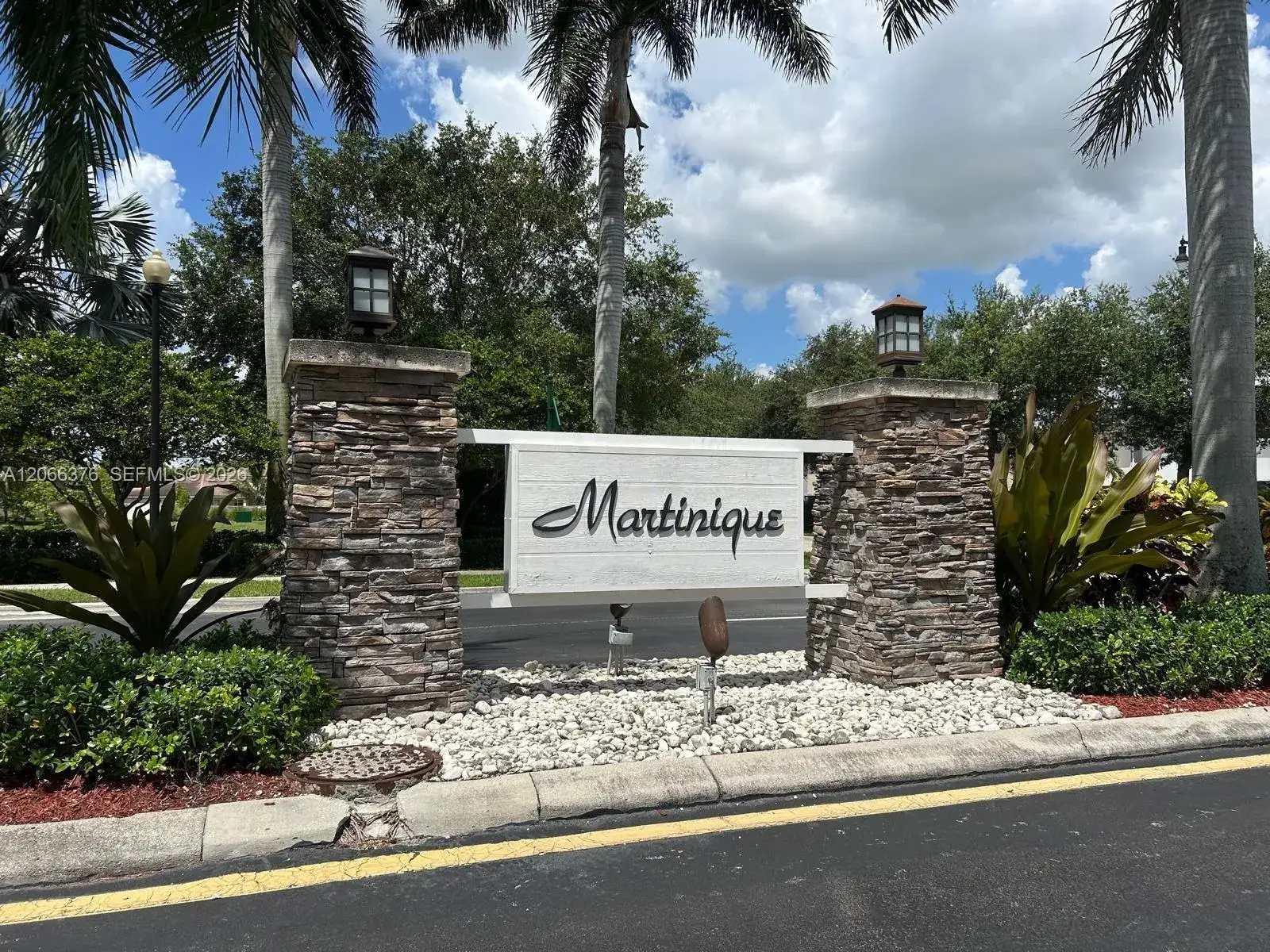 3 bedroom 2 bath Residential for sale at 3209 SE 5th St, Homestead FL 33033