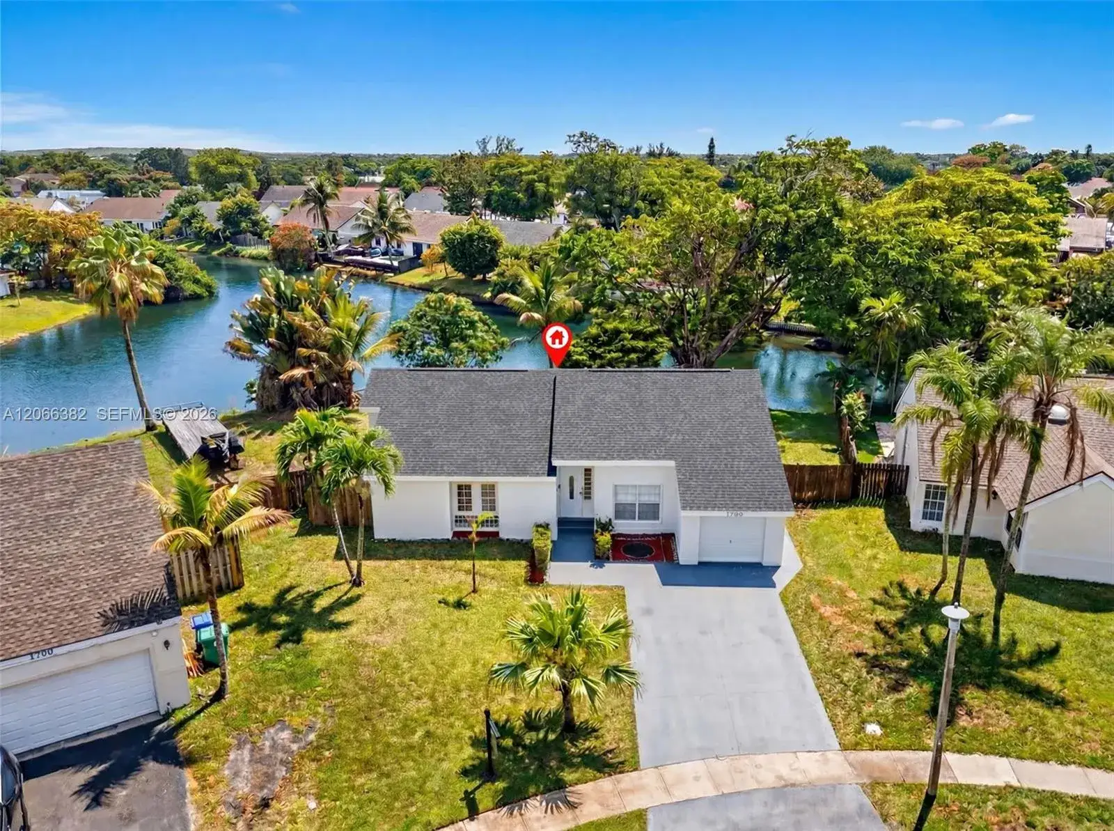 2710 Azalea Ave, Miramar FL 33025