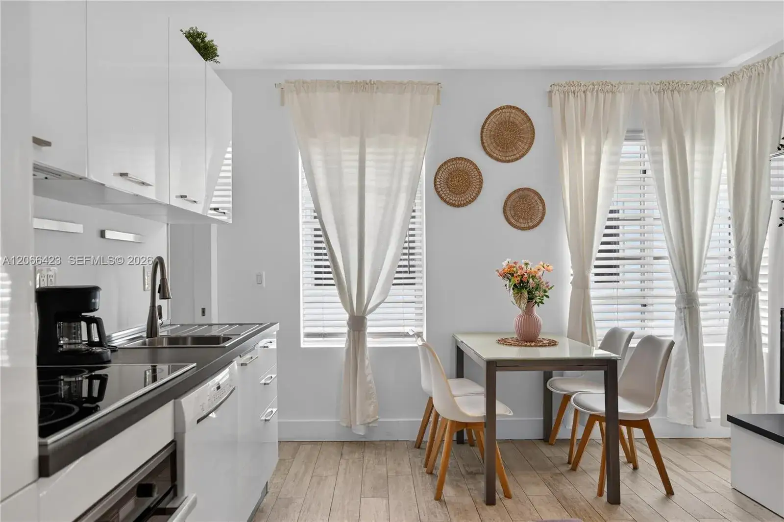 2 bedroom 1 bath Residential Lease for rent at 811 Jefferson Ave # 204, Miami Beach FL 33139