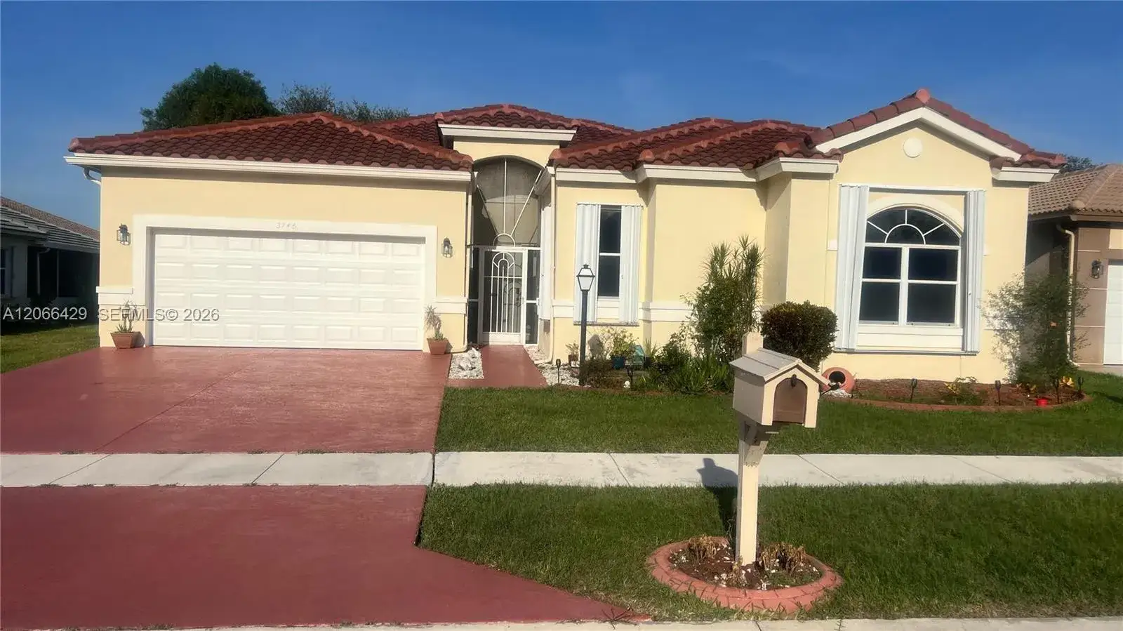 3 bedroom 2 bath Residential for sale at 3746 Spring Crest Ct, Lake Worth FL 33467