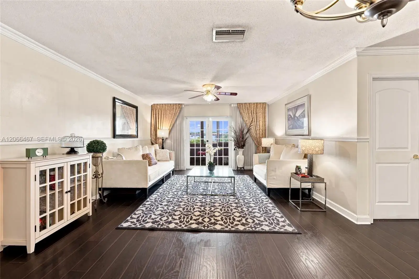 2 bedroom 2 bath Residential for sale at 5900 NW 17th Pl # 203, Sunrise FL 33313