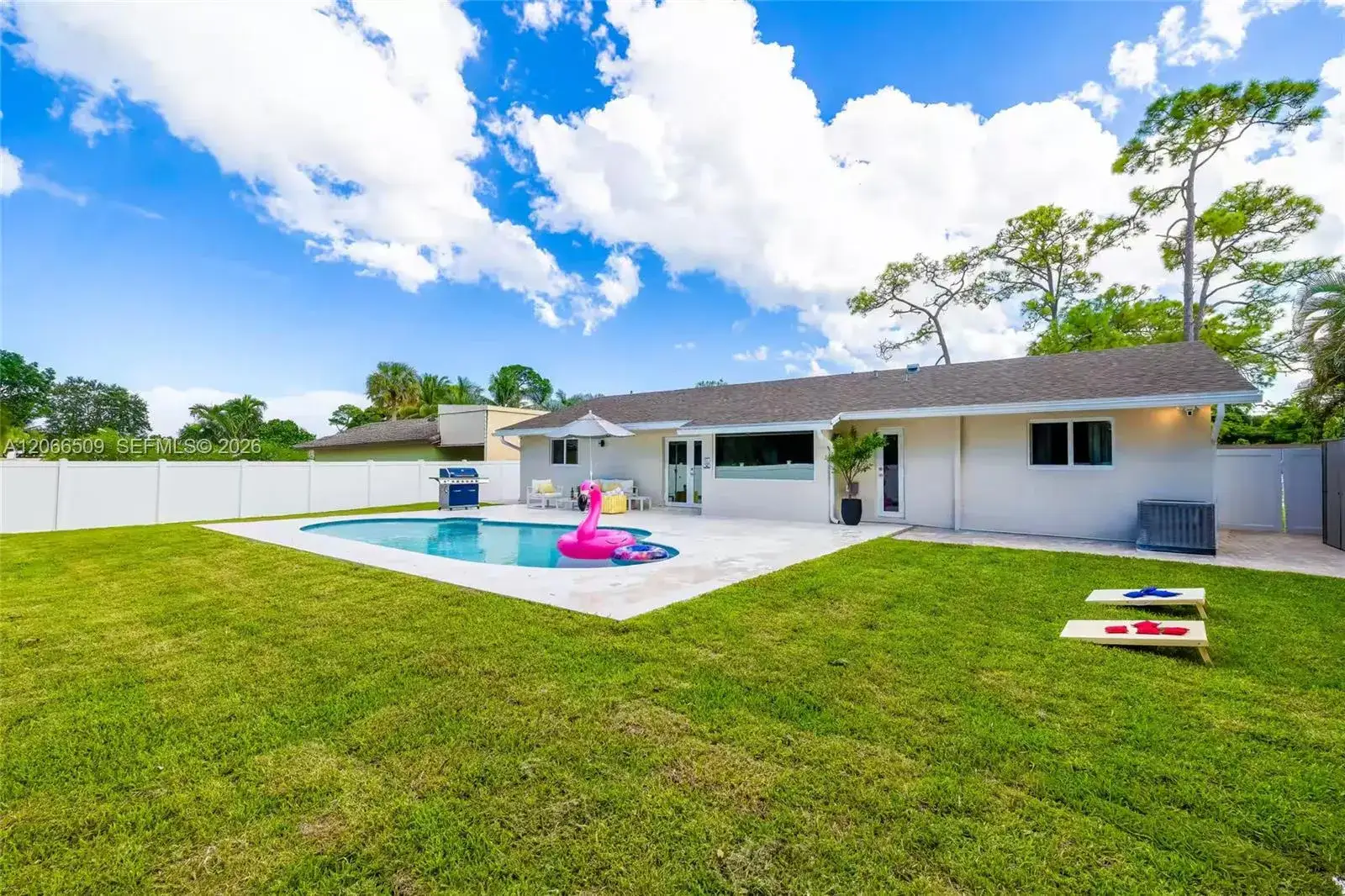 4 bedroom 3 bath Residential for sale at 4899 Canal Dr, Lake Worth FL 33463