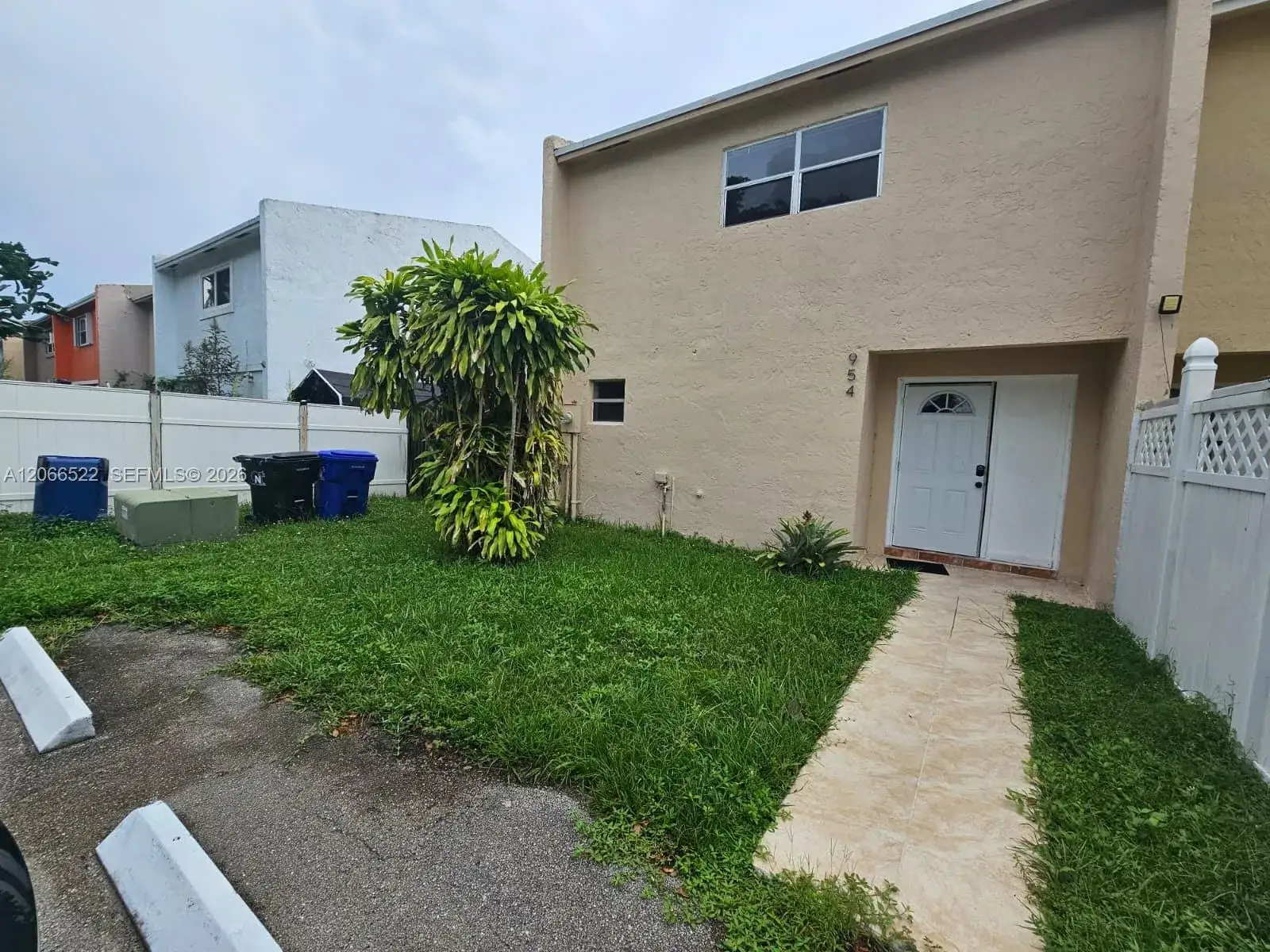 4 bedroom 2 bath Residential for sale at 954 SW 74th Ave, North Lauderdale FL 33068