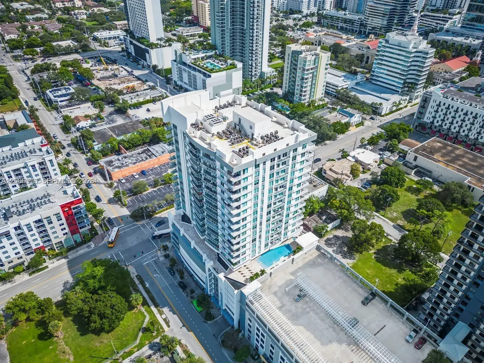 1 bedroom 1 bath Residential Lease for rent at 315 NE 3rd Ave # 2009, Fort Lauderdale FL 33301