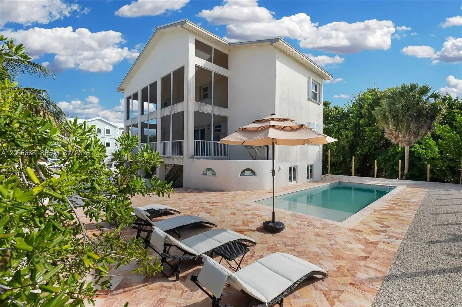 3 bedroom 2 bath Residential for sale at 209 Corsair Rd, Duck FL 33050