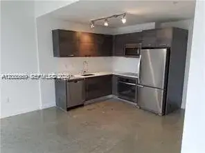 1 bedroom 1 bath Residential for sale at 151 SE 1st St # 3207, Miami FL 33131
