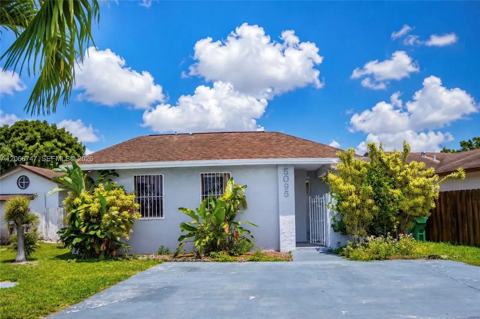 3 bedroom 2 bath Residential for sale at 5095 NW 195th Ln, Miami Gardens FL 33055