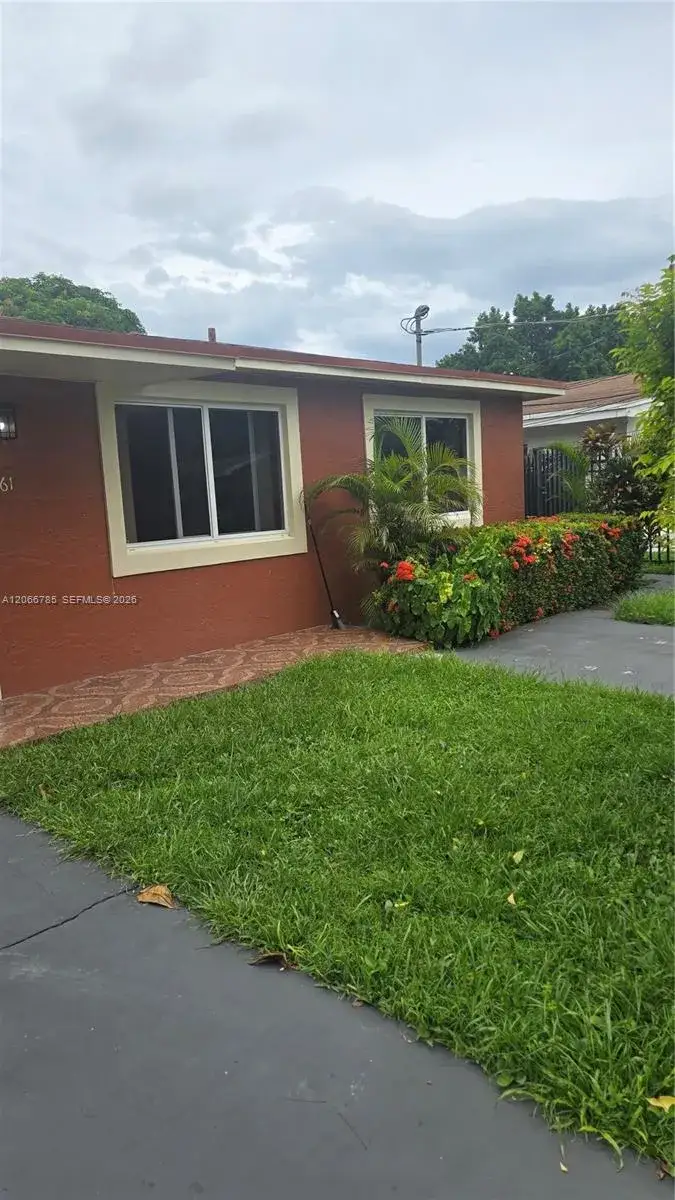 2 bedroom 2 bath Residential Lease for rent at 1161 NE 111th St # 1, Miami FL 33161