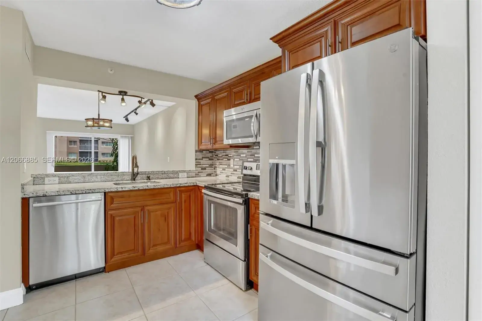 2 bedroom 1 bath Residential Lease for rent at 9537 Weldon Cir # I109, Tamarac FL 33321