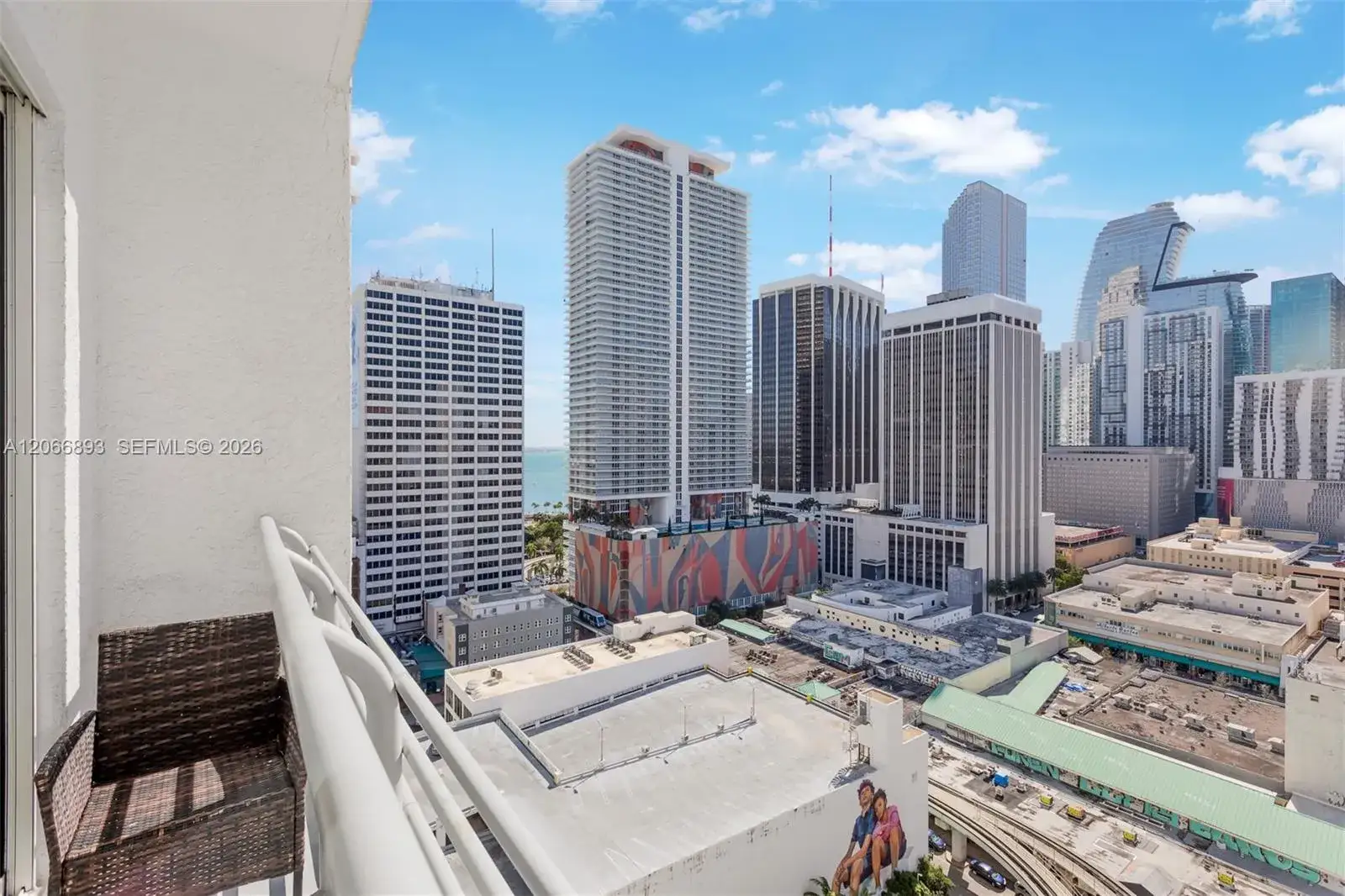 1 bedroom 1 bath Residential for sale at 133 NE 2nd Ave # 1908, Miami FL 33132
