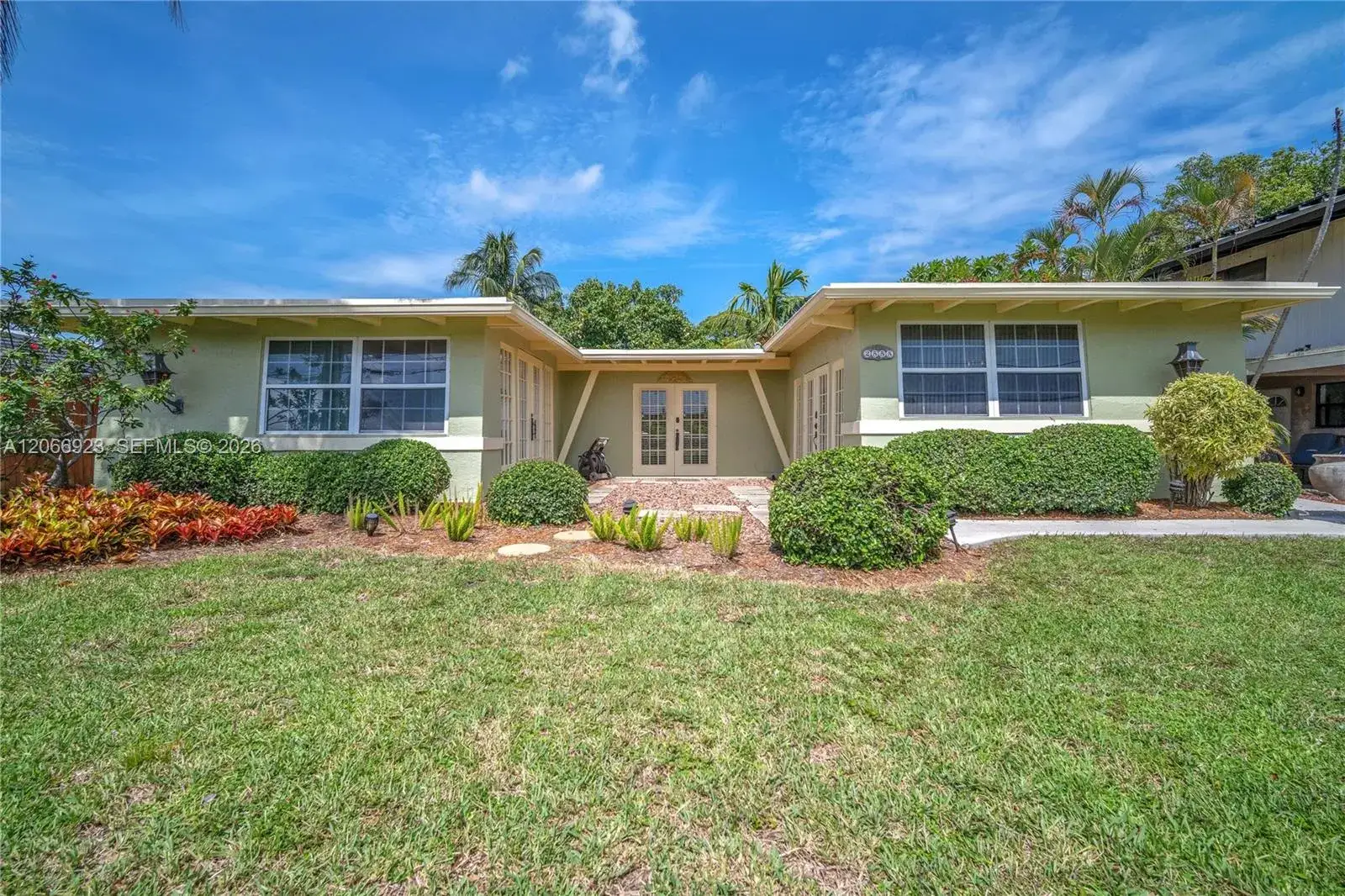 3 bedroom 2 bath Residential Lease for rent at 2555 Nassau Ln, Fort Lauderdale FL 33312