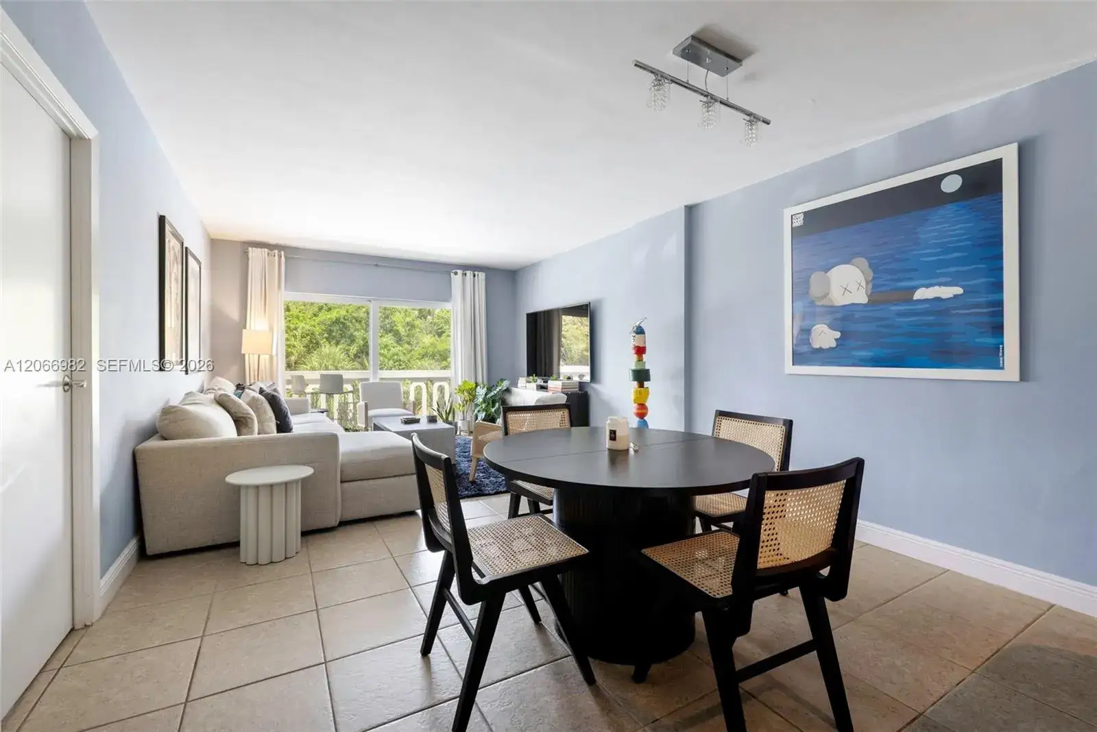 1 bedroom 1 bath Residential for sale at 100 Edgewater Dr # 309, Coral Gables FL 33133