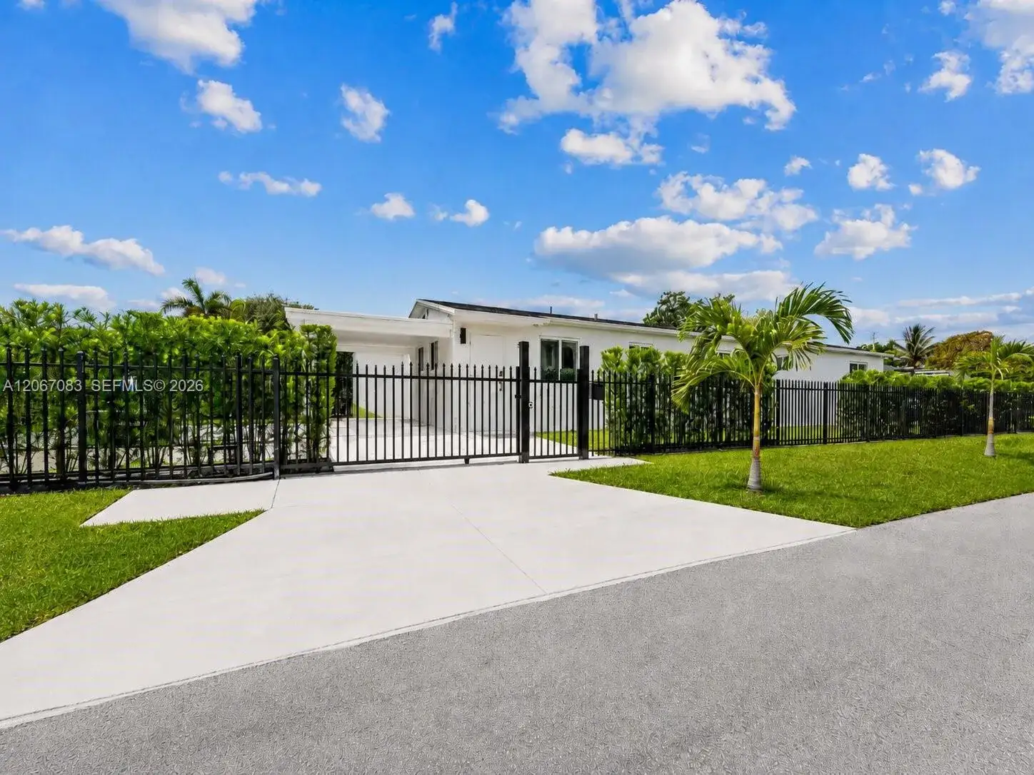 3 bedroom 2 bath Residential for sale at 3930 W 2nd Ave, Hialeah FL 33012