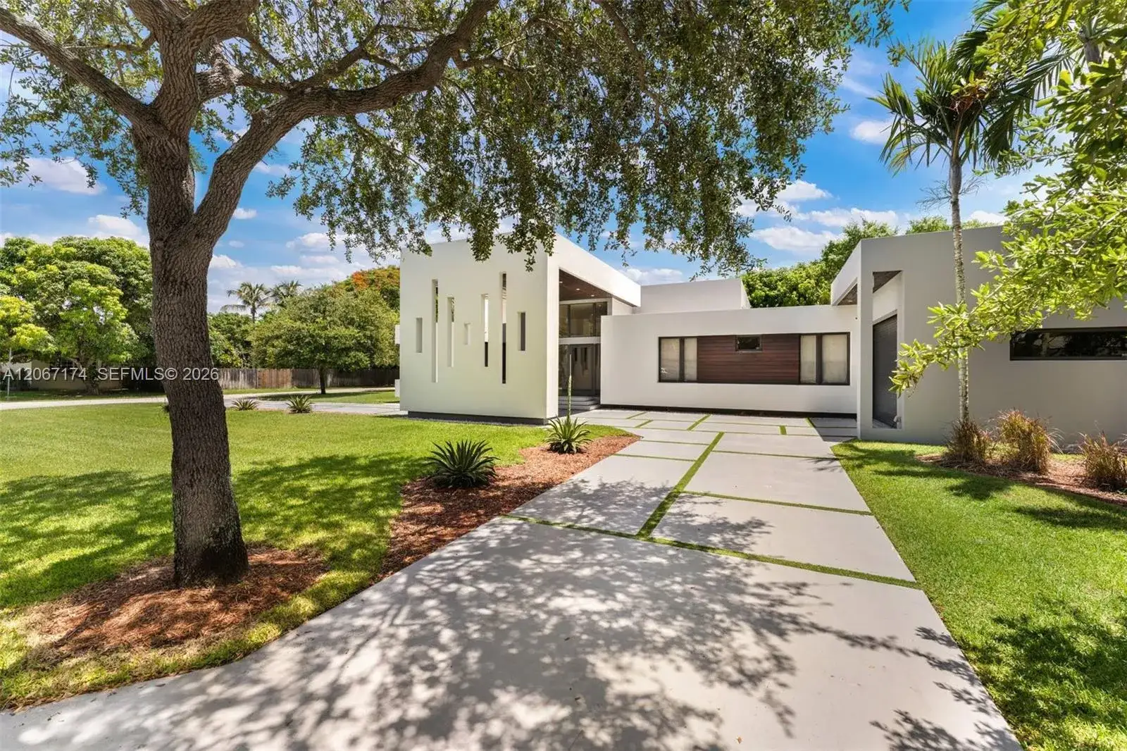 4 bedroom 3 bath Residential Lease for rent at 15315 SW 84th Avenue, Palmetto Bay FL 33157
