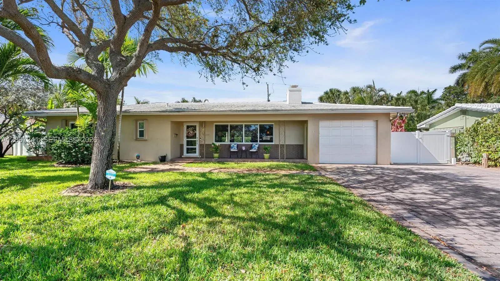 2 bedroom 2 bath Residential Lease for rent at 2549 NE 27th Ave, Fort Lauderdale FL 33305