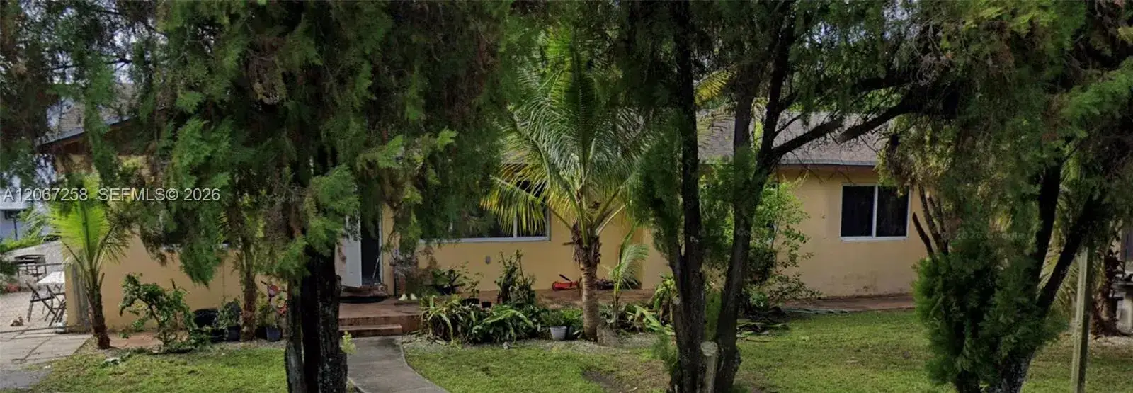 1 bedroom 1 bath Residential Lease for rent at 1250 NE 115th St # 3, Miami FL 33161