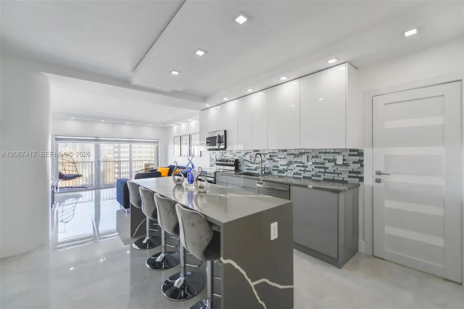 1 bedroom 1 bath Residential Lease for rent at 1980 S Ocean Dr # 20K, Hallandale Beach FL 33009
