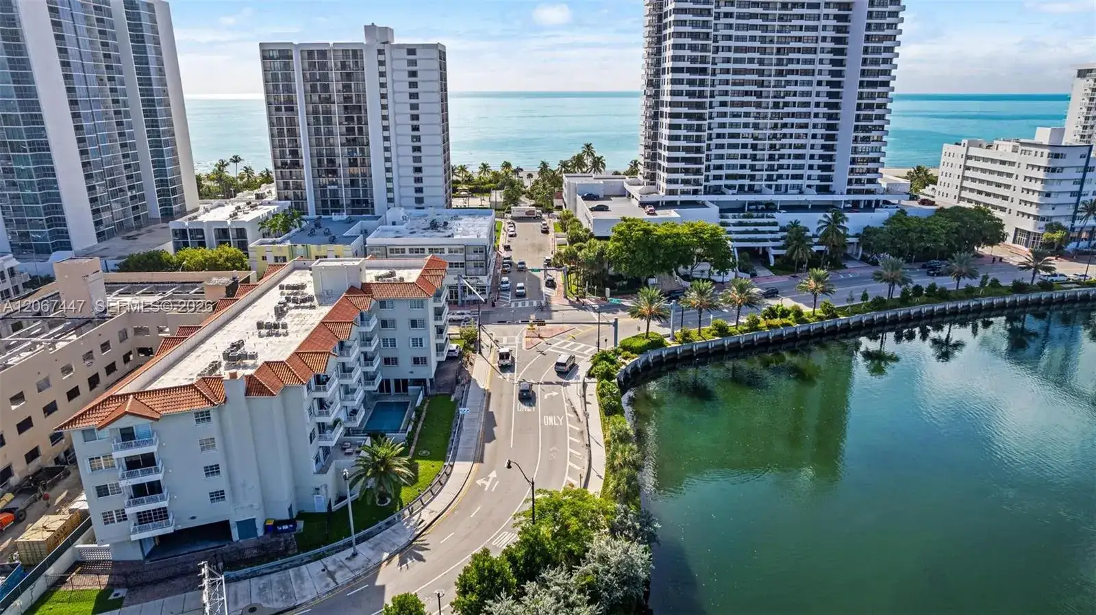 2 bedroom 2 bath Residential for sale at 2600 Collins Ave # 204, Miami Beach FL 33140