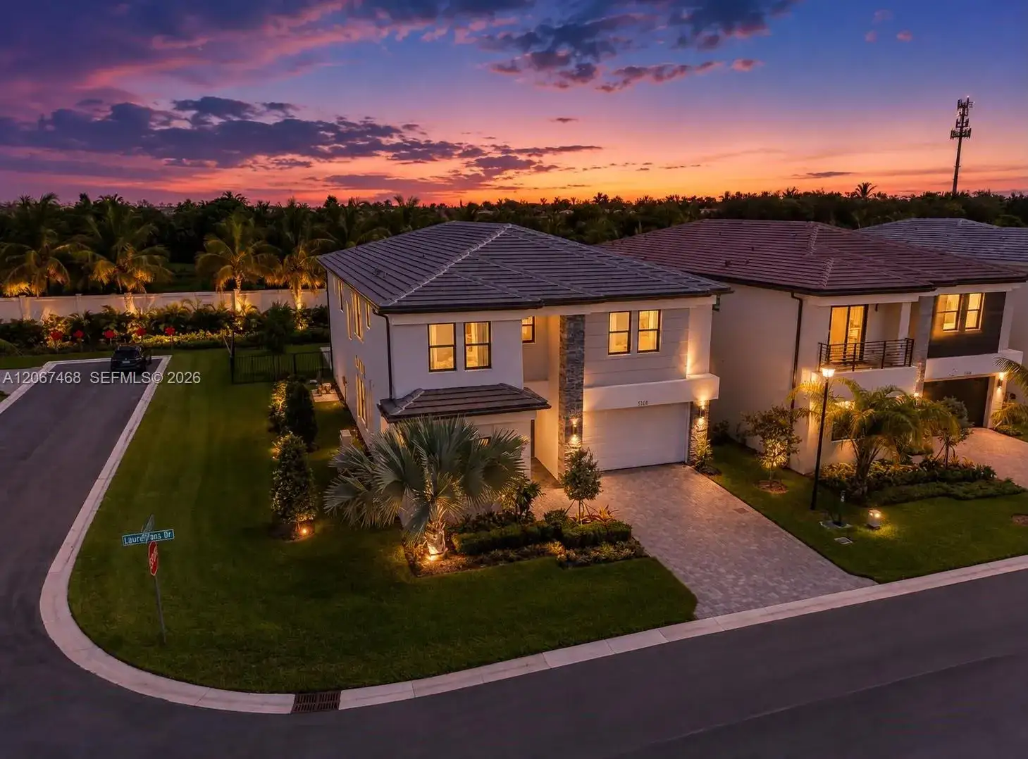8151 Laurel Falls Dr, Boca Raton FL 33496