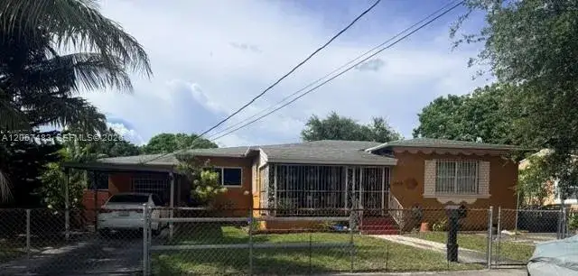 3969 SW 2nd St, Miami FL 33134