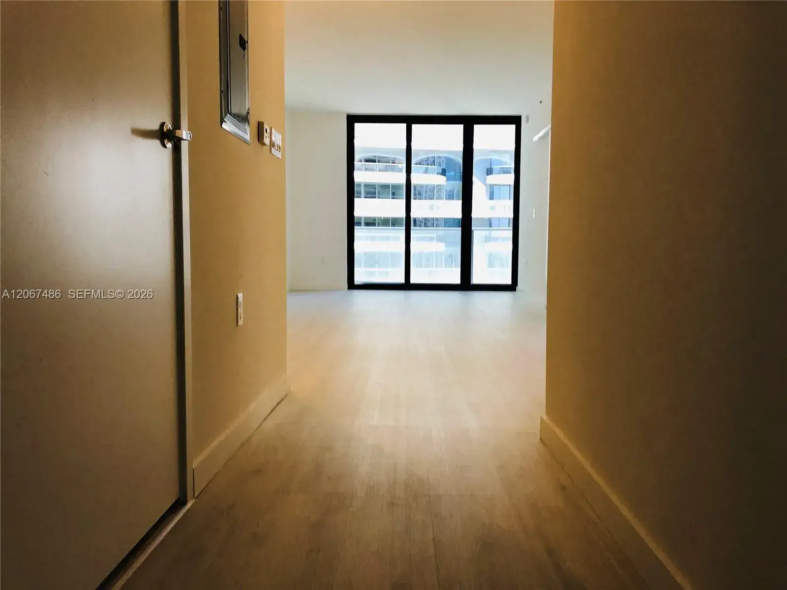 1 bedroom 1 bath Residential for sale at 1010 Brickell Ave # 3608, Miami FL 33131