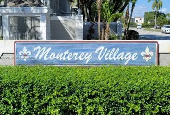2 bedroom 2 bath Residential for sale at 422 NE 210th Cir Ter # 1, Miami FL 33179