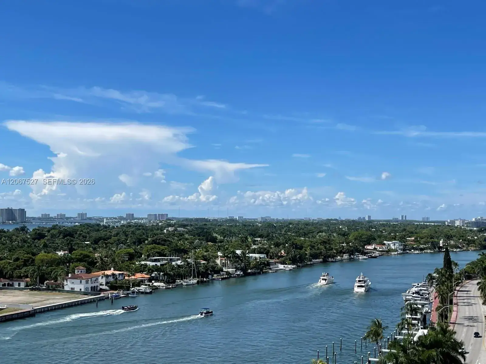 2 bedroom 2 bath Residential Lease for rent at 5001 Collins Ave # 14A, Miami Beach FL 33140