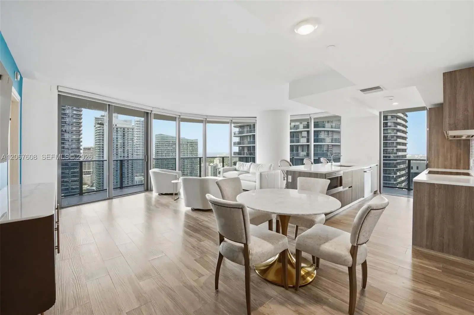 3 bedroom 4 bath Residential for sale at 801 S Miami Ave # 3101, Miami FL 33130