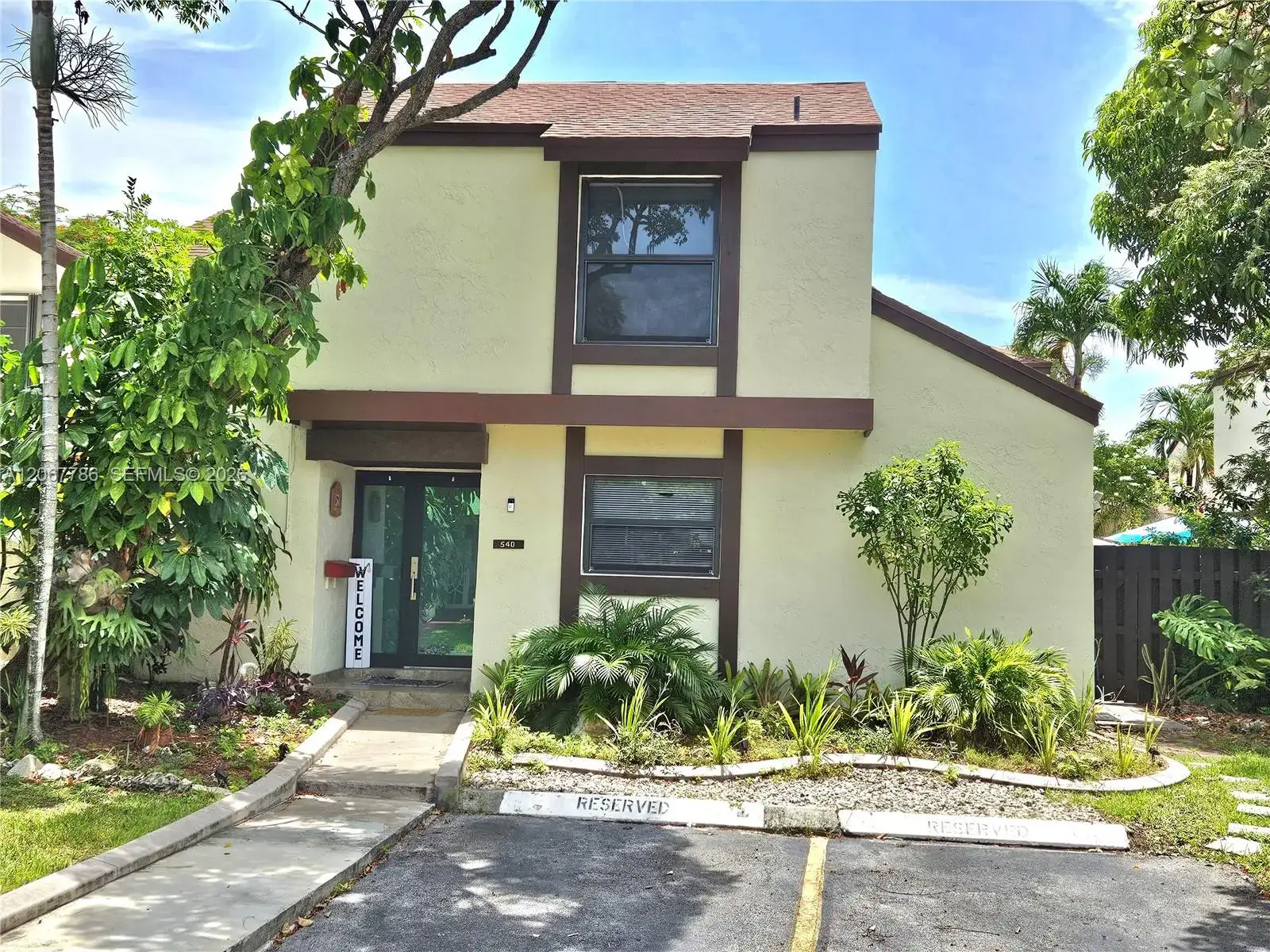 3 bedroom 2 bath Residential Lease for rent at 540 NW 99th Pl # 540, Miami FL 33172