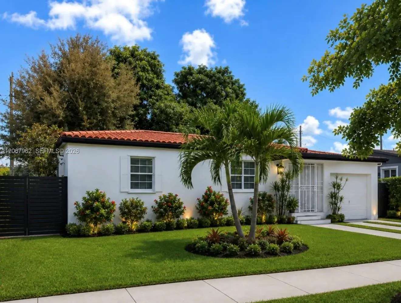2 bedroom 1 bath Residential for sale at 4060 SW 6th St, Miami FL 33134