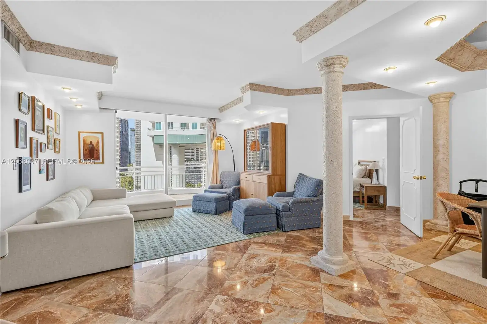 2 bedroom 2 bath Residential Lease for rent at 888 Brickell Key Dr # 1600, Miami FL 33131