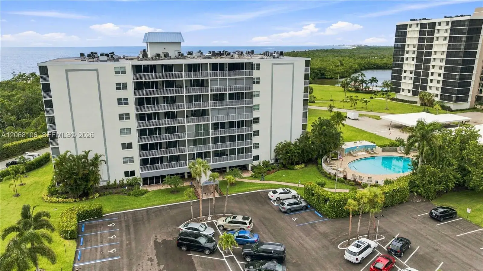 2 bedroom 2 bath Residential for sale at 5 Bluebill # 802, Naples FL 34108