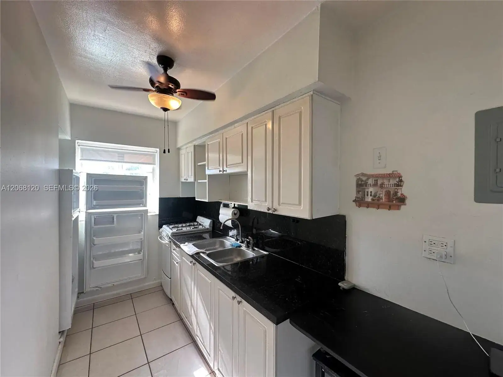 2 bedroom 1 bath Residential Lease for rent at 8340 Crespi Blvd # 21, Miami Beach FL 33141