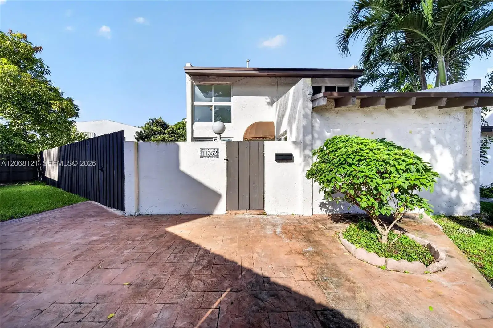 3 bedroom 2 bath Residential for sale at 11352 SW 69th Ter, Miami FL 33173