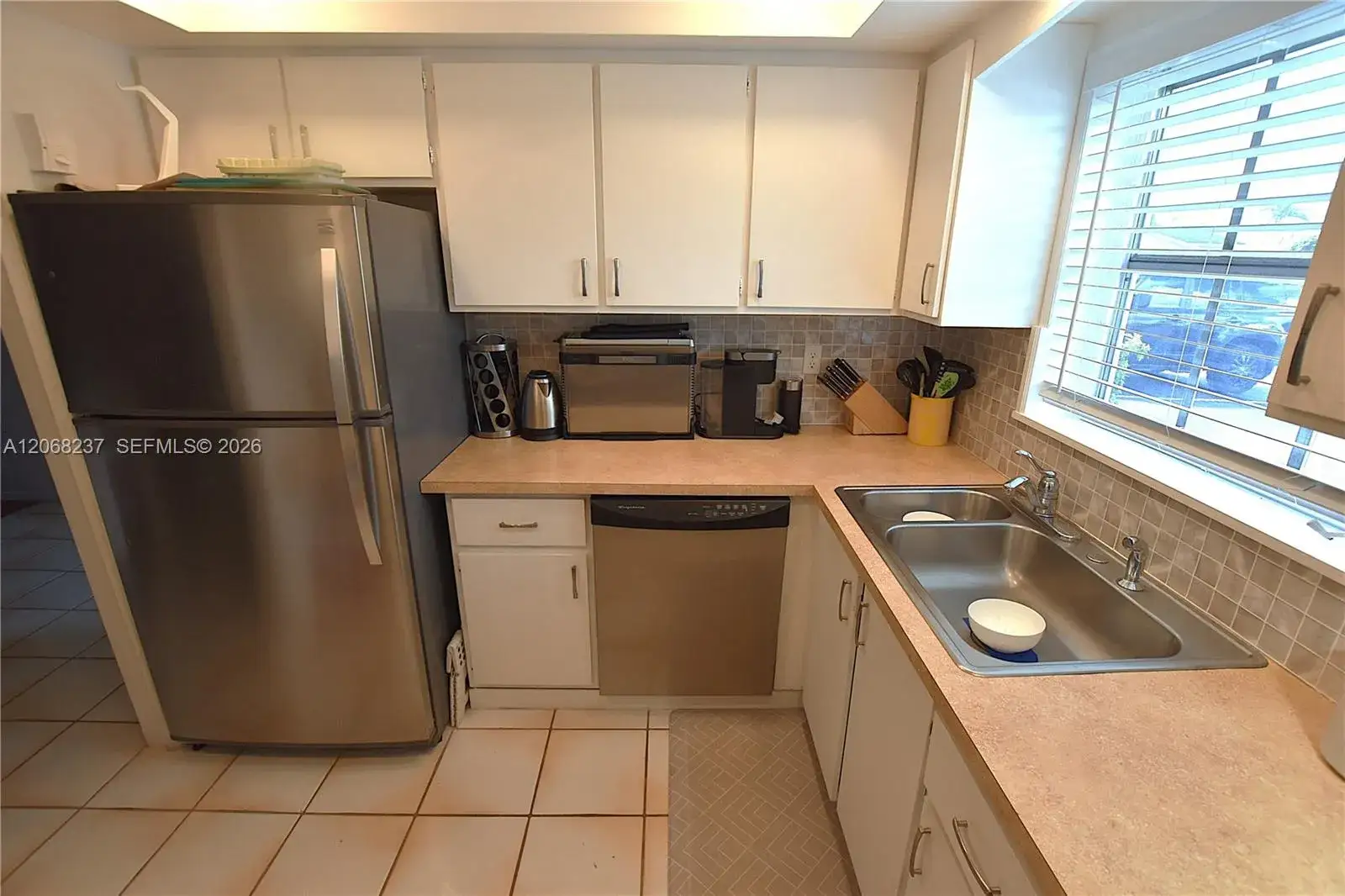 2 bedroom 2 bath Residential for sale at 2666 Emory Dr east # F, West Palm Beach FL 33415